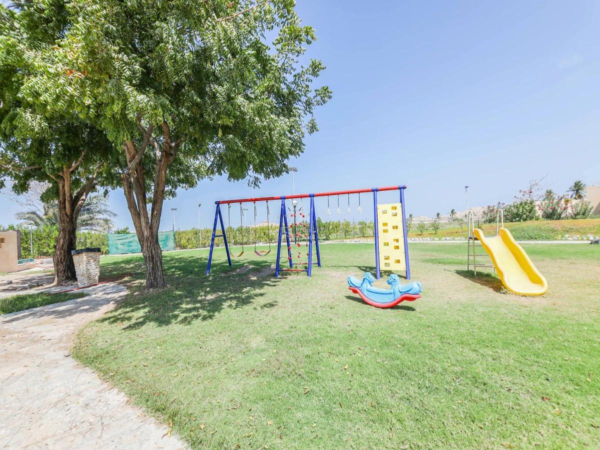 Capital O133 Al Sawadi Beach Resort & Spa Barka Ngoại thất bức ảnh