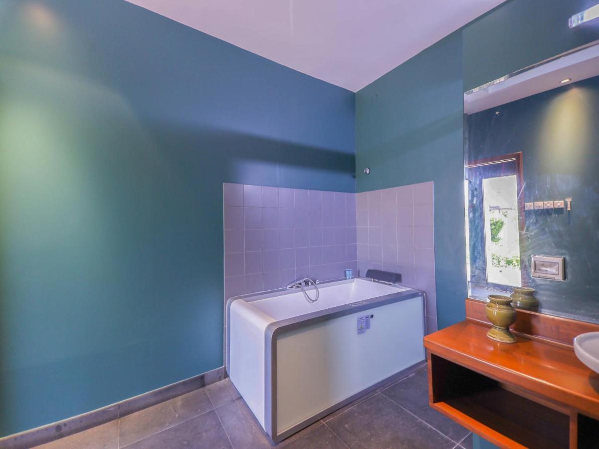 Capital O133 Al Sawadi Beach Resort & Spa Barka Ngoại thất bức ảnh