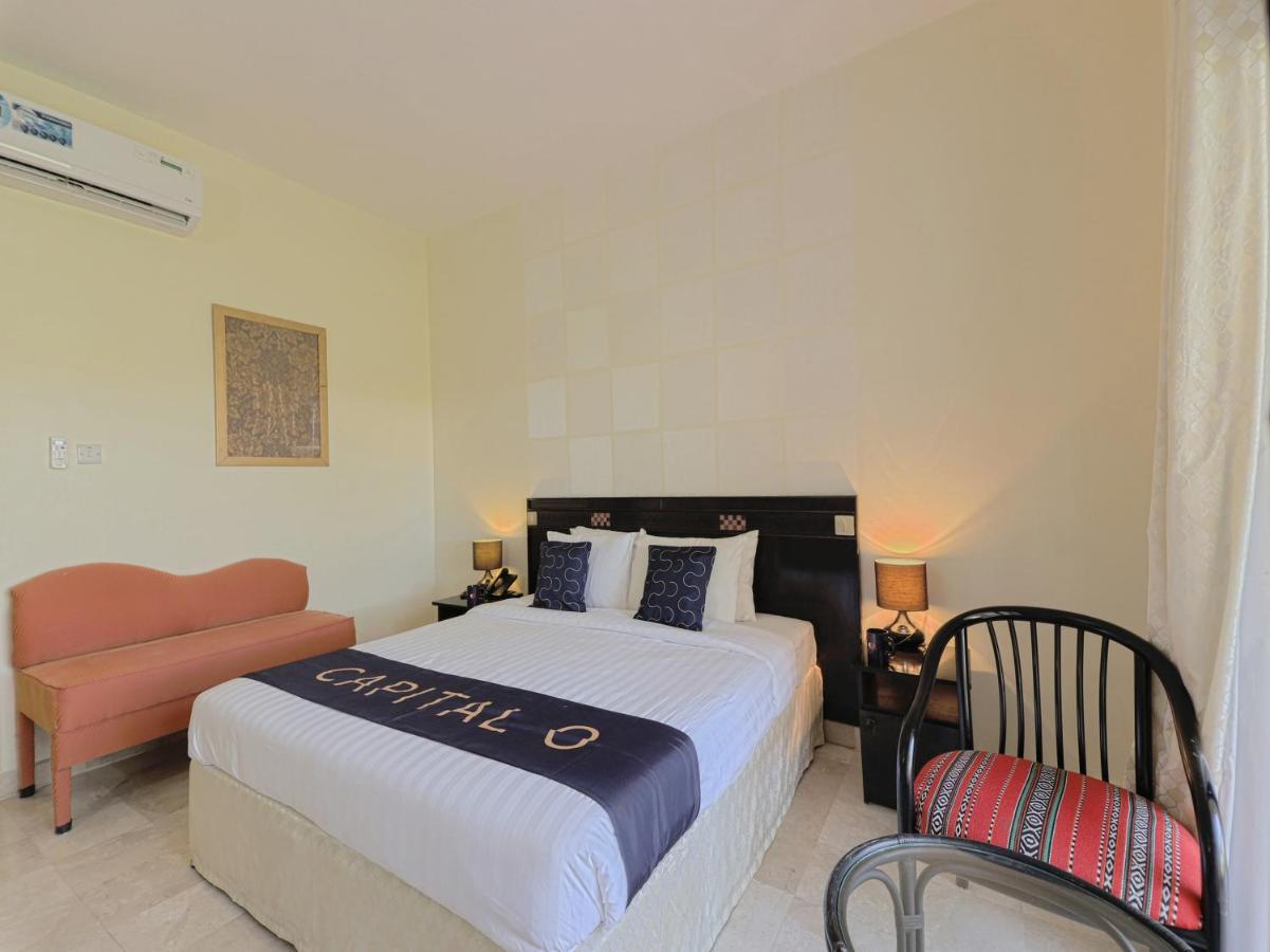Capital O133 Al Sawadi Beach Resort & Spa Barka Ngoại thất bức ảnh