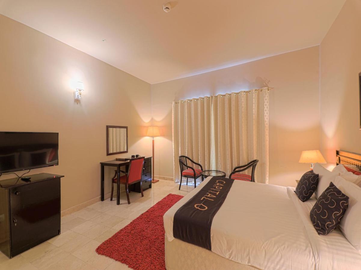 Capital O133 Al Sawadi Beach Resort & Spa Barka Ngoại thất bức ảnh